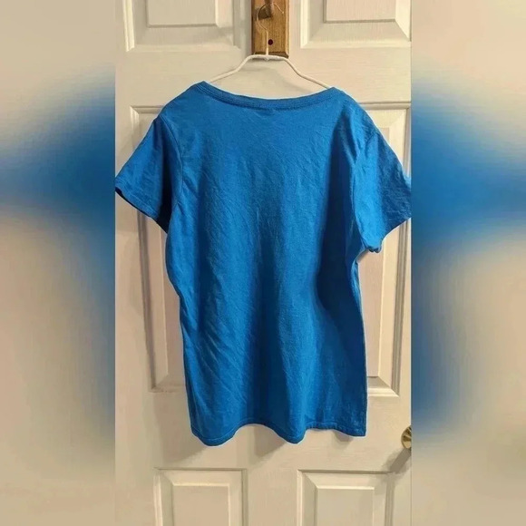 Retro Astrology May June birthday Zodiac sign  Gemini Women's V-Neck Shirt  EUC - Picture 8 of 9